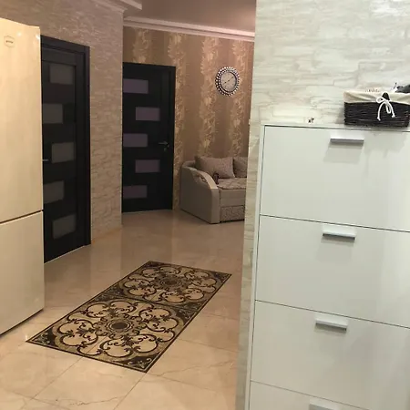 в жилом комплексе возле моря есть бомбоубежище Апартаменты *